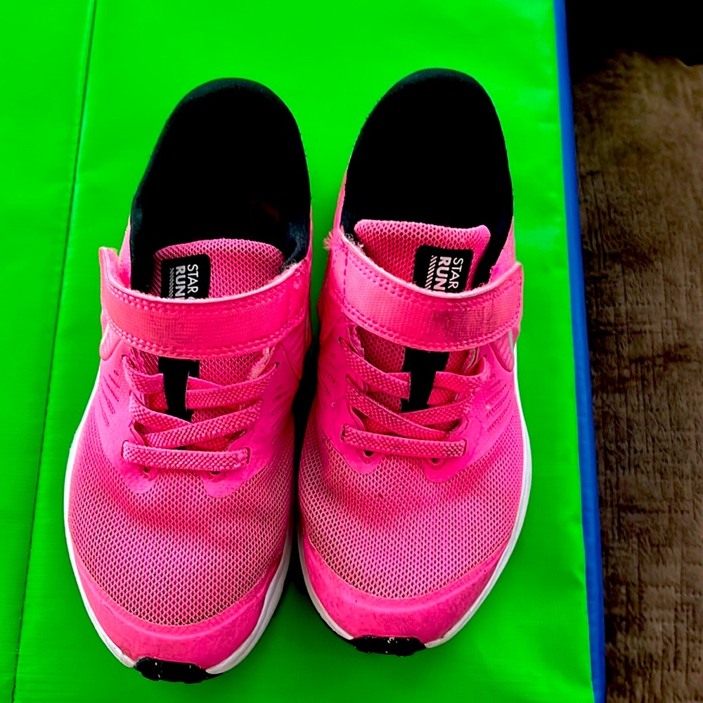 Nike toddler 12c Star Runner pink